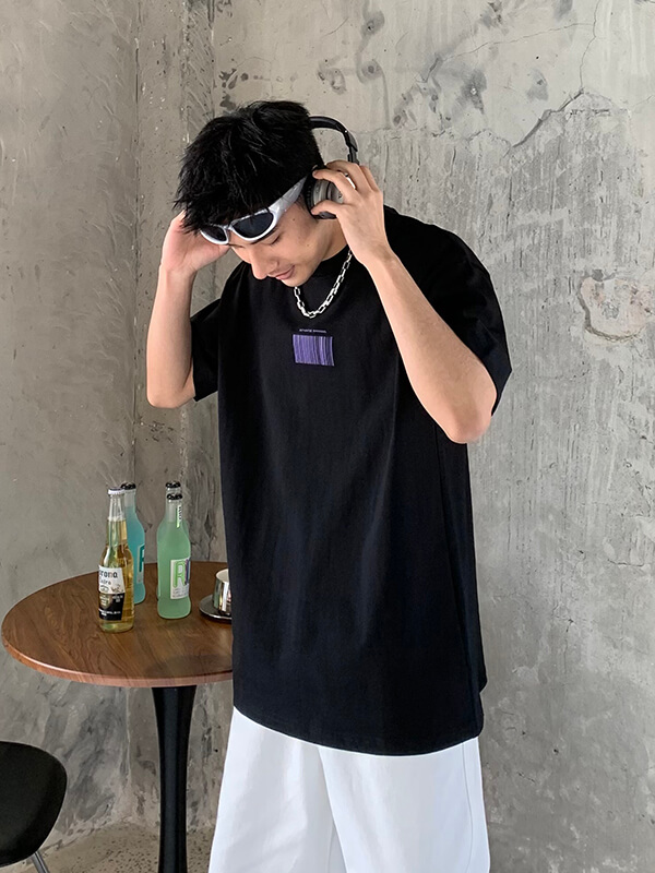 summer wear black t-shirt