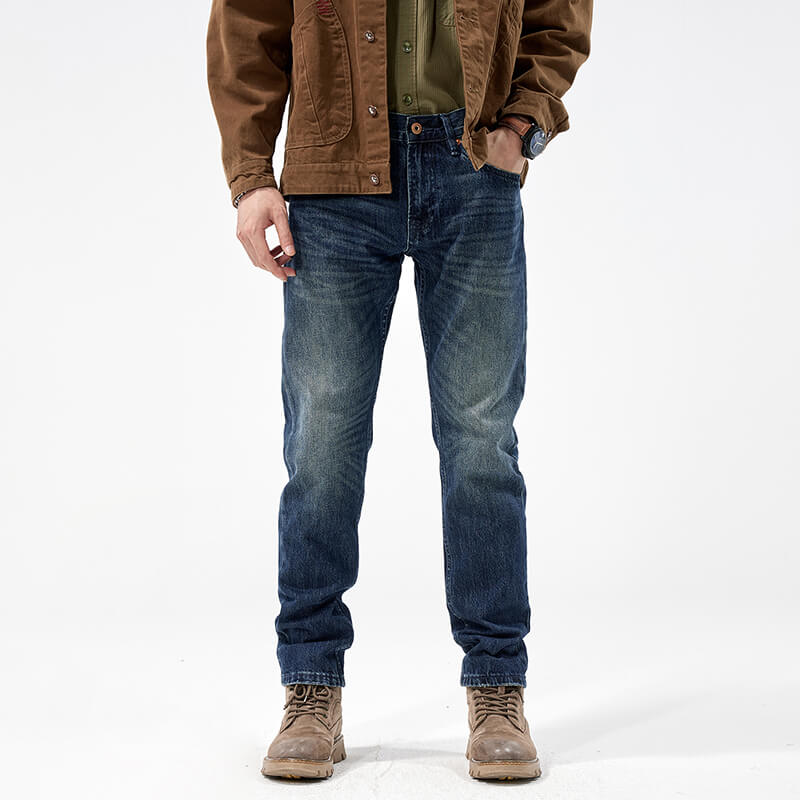 Relaxed Slim Jeans