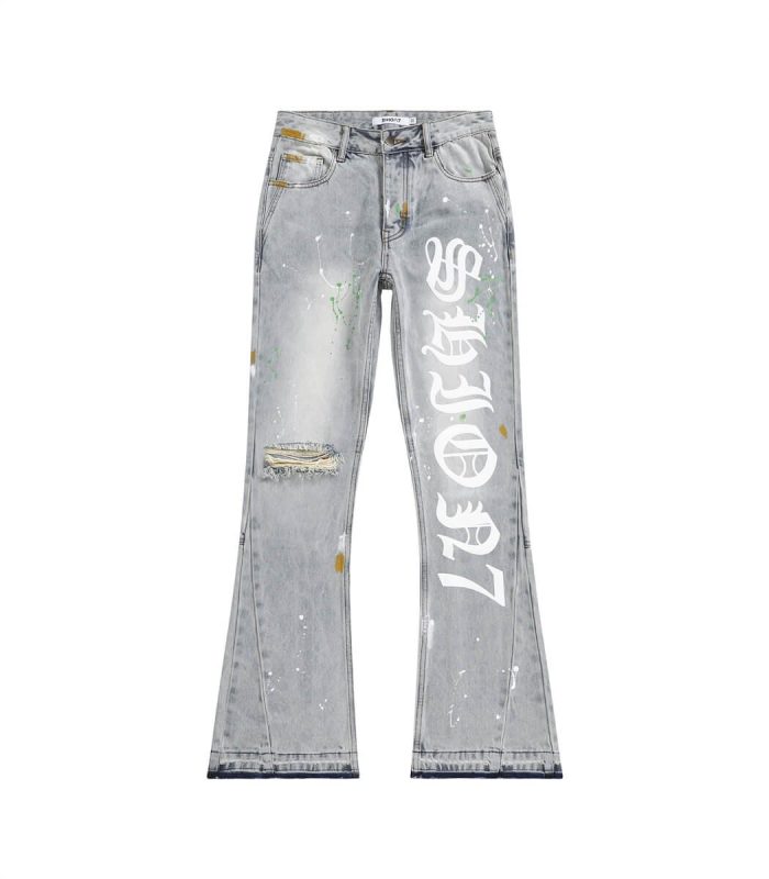Ripped on knee jeans